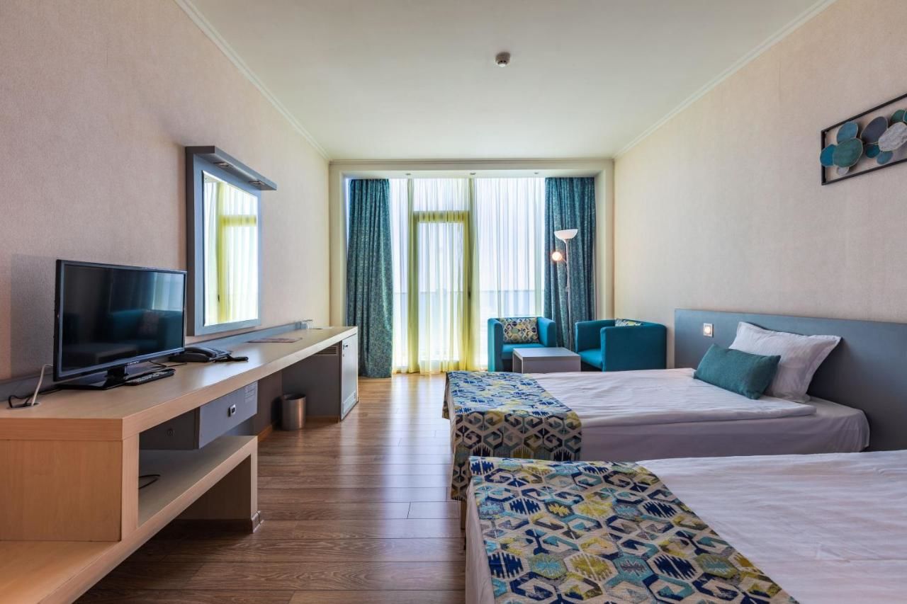 Отель Sol Marina Palace Hotel Несебр