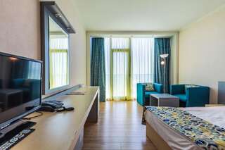 Отель Sol Marina Palace Hotel Несебр Двухместный номер с 1 кроватью или 2 отдельными кроватями (для 2 взрослых)-14